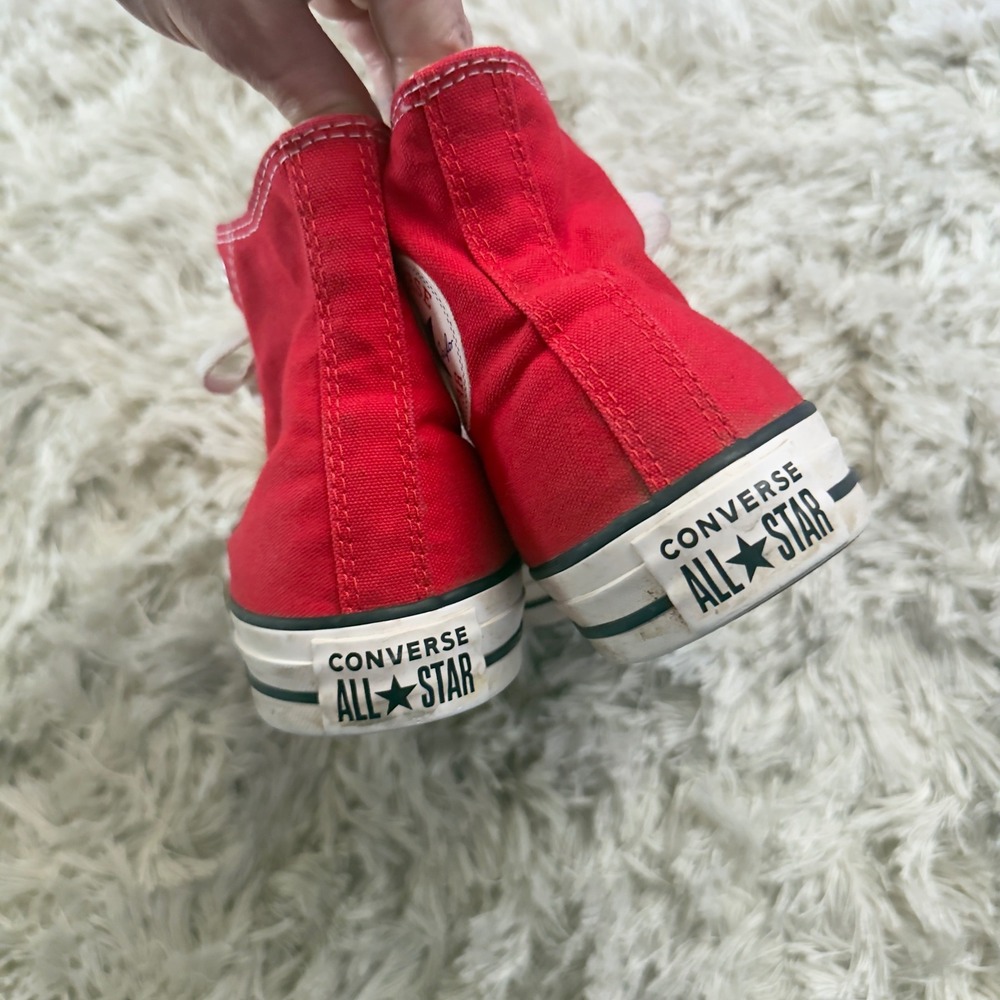 Converse Chuck Taylor All Star Red Canvas High Top Sneakers M 7 W 9 - Picture 8 of 14